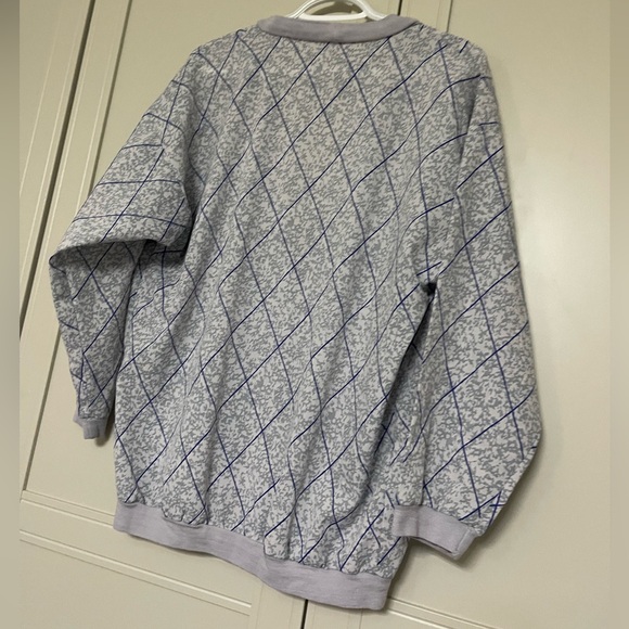 Vintage 1980’s Lightweight Cardigan - Picture 9 of 9